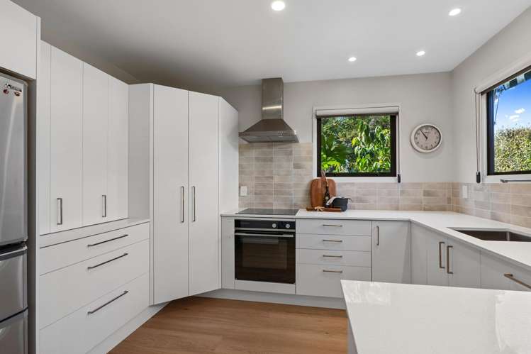 115E Merivale Lane Merivale_10