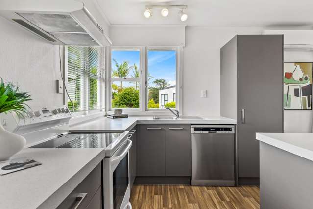 2/111 Hobsonville Road West Harbour_2