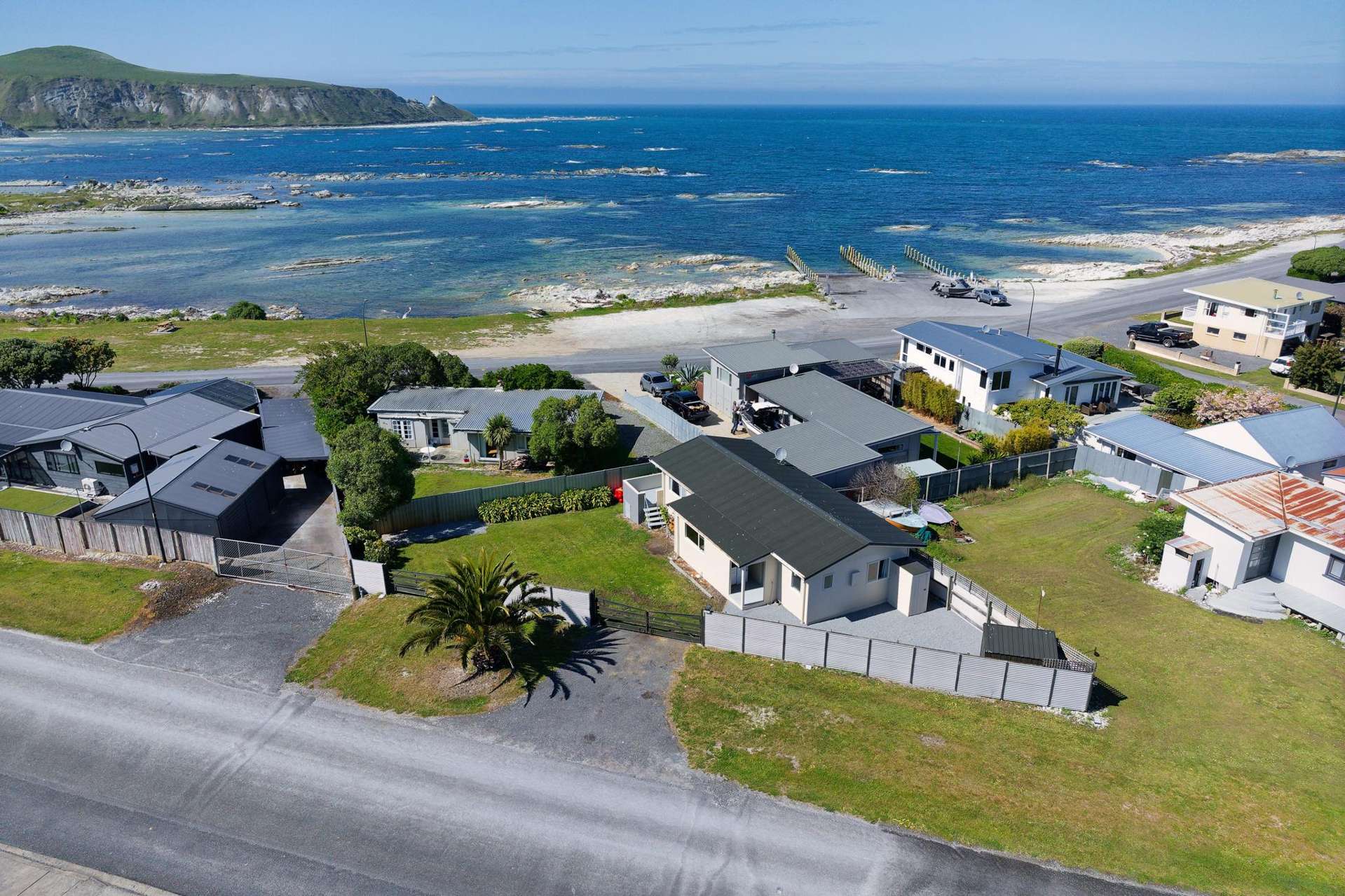 148 South Bay Parade Kaikoura_0
