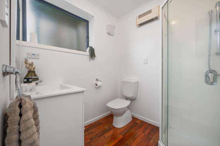 2/14 Doris Gordon Crescent Crofton Downs_11