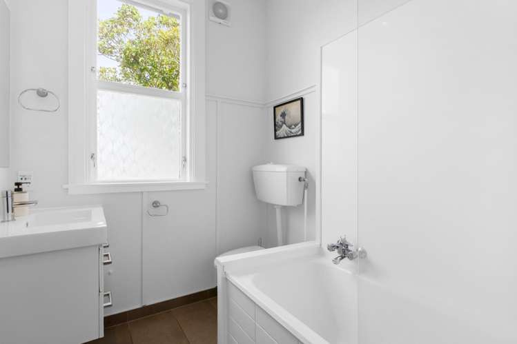 18 Raine Street Karori_15