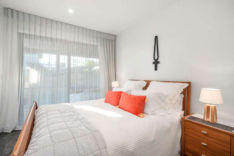 21 Coprosma Crescent Waipahihi_16