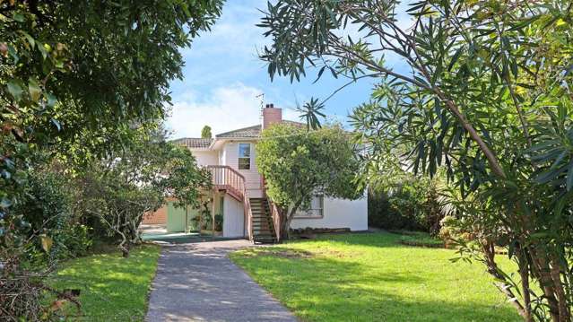 5 bedooms newly renovated house in Te Atatu Pe...