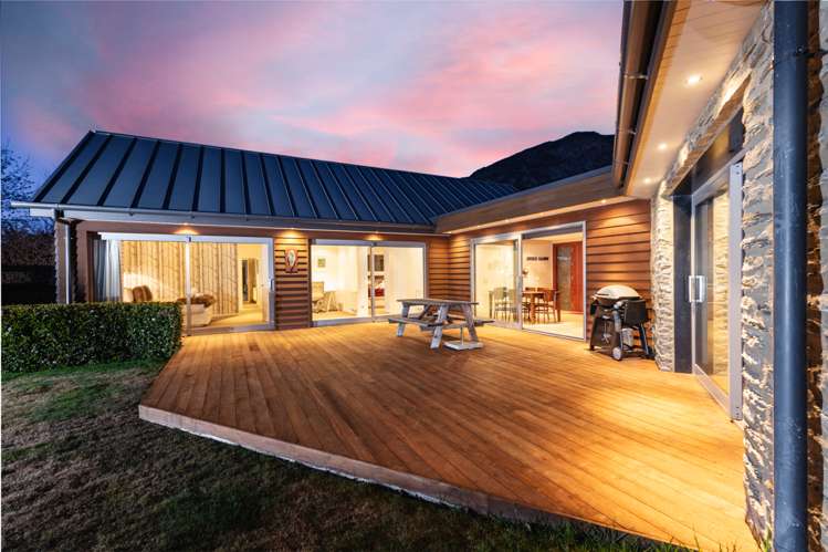 39 Atley Road Arthurs Point_1