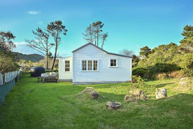 11 YMCA Road Māhia_1
