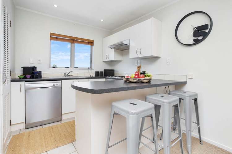 5d Ngatiawa Street One Tree Hill_8