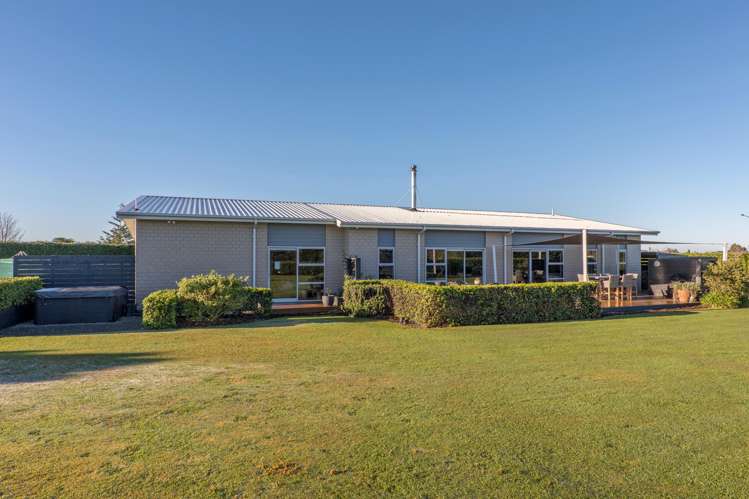 14 Whitcombe Place Darfield_23