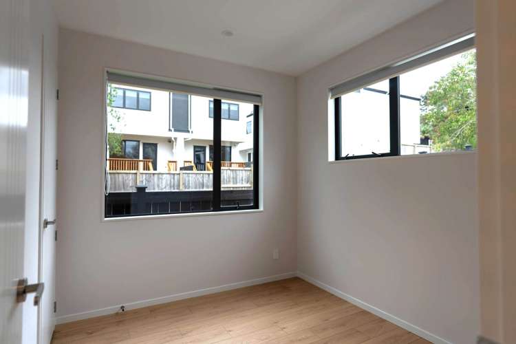44A Sylvan Crescent Te Atatu South_24