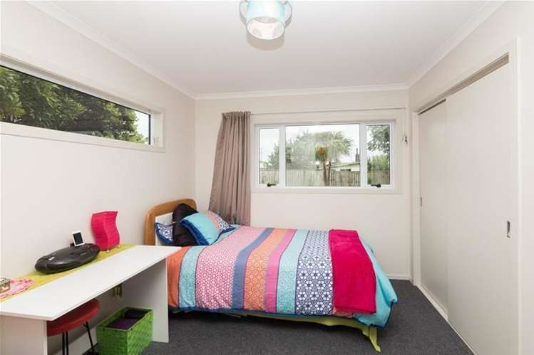 4 Ohawe Terrace Hawera_13