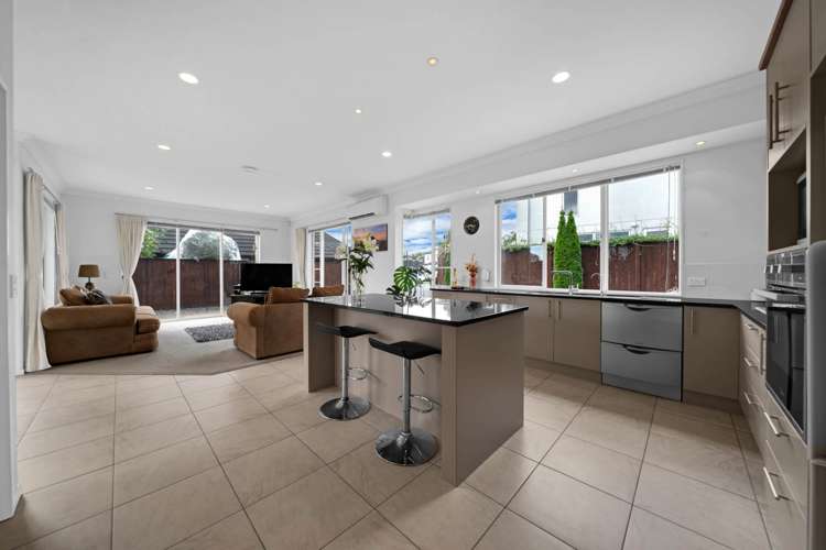 11 Fintry Place Flat Bush_5