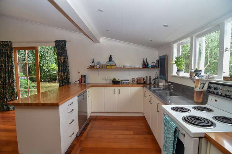 147 Pembroke Street Carterton_2