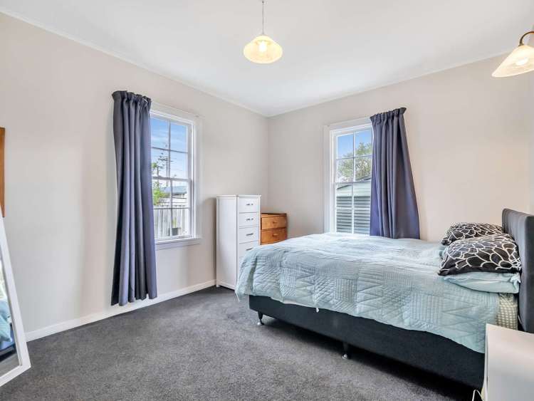 8 Bampton Street Dallington_11