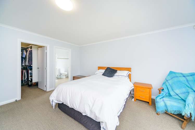 19 Karina Terrace Roslyn_18