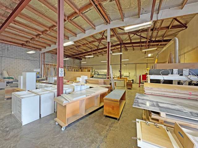 Unit  A/8 Monier Place Mt Wellington_3