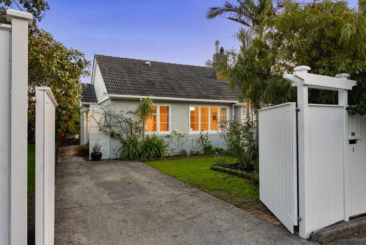 8 Tirotai Crescent_0