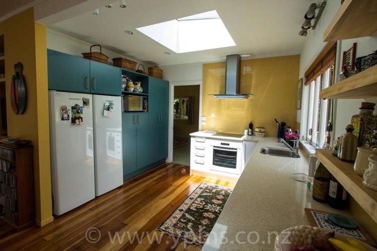 7 Valley Road Titirangi_11