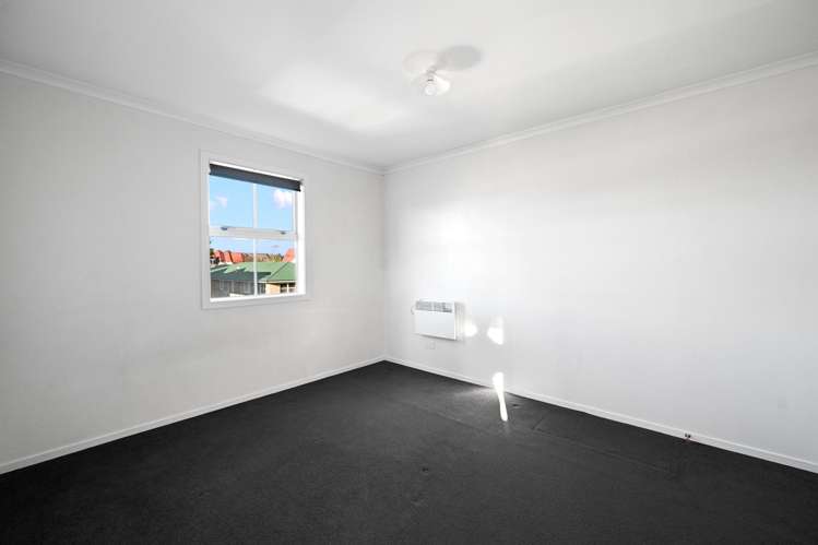 1 Chiefs Court Hamilton East_6
