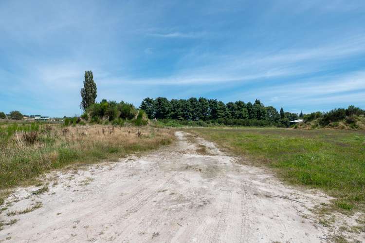 10-16, 18 Huttloc Drive Tokoroa_12