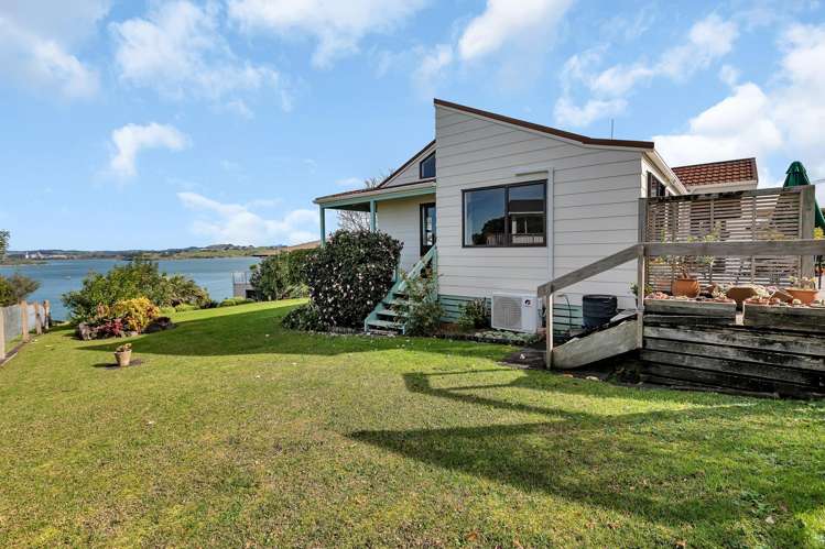 2 Gloyn Road Onerahi_24