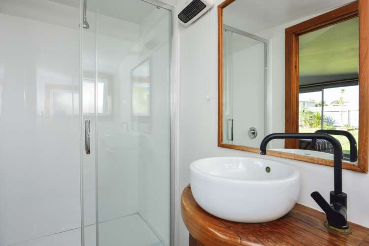 10 Kuku Avenue Mahia_10