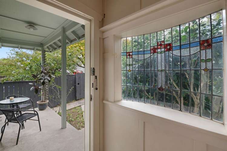 4 Turnbull Road Narrow Neck_1