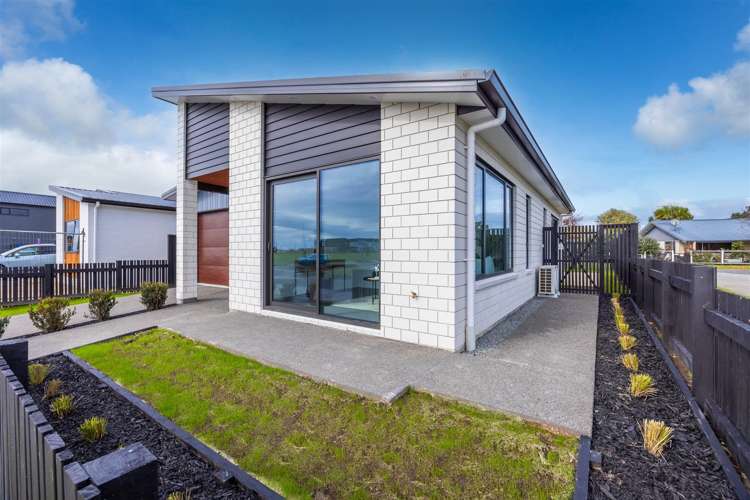 11 Earp Crescent Chartwell_25