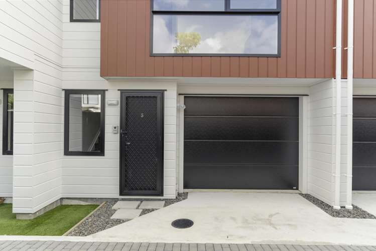 Lots 5-7/36 Oakley Avenue Waterview_34