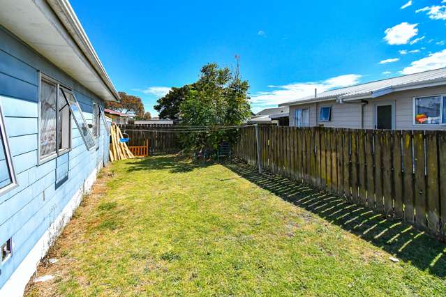 4a Hatherley Place Clendon Park_4