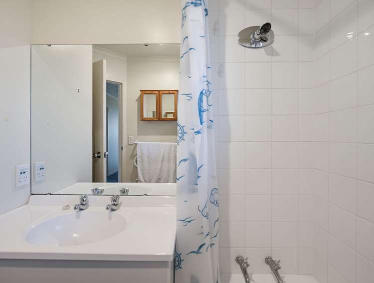 3 Newfield Drive Fairview Downs_21