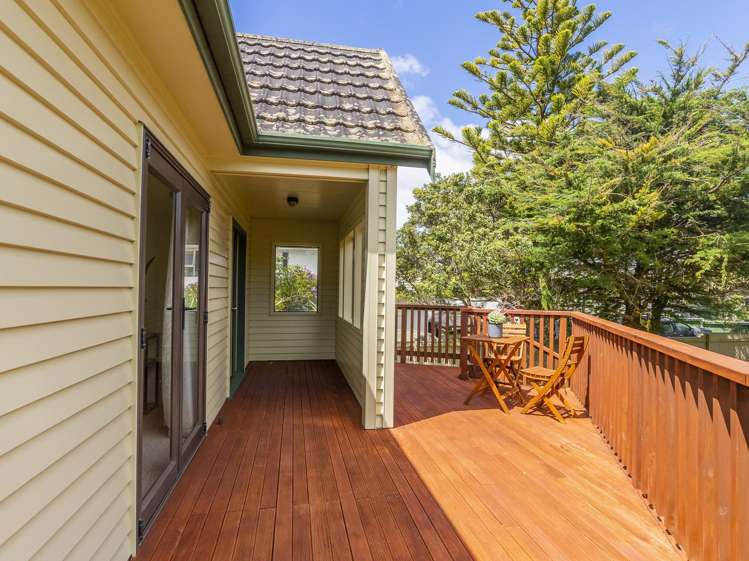 17 Ngapotiki Street Paraparaumu Beach_2