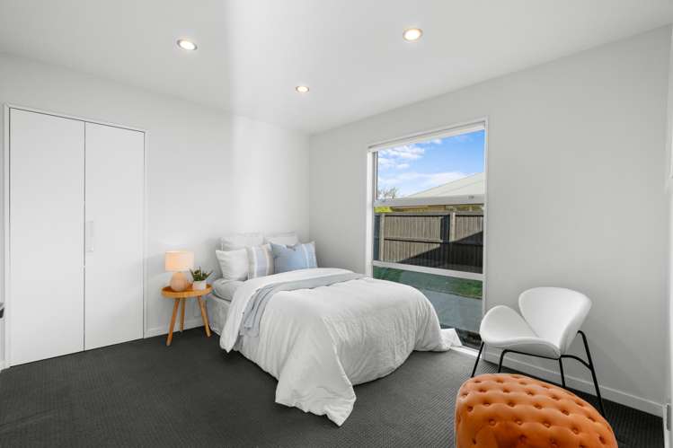 16 Riverbank Road Northwood_12