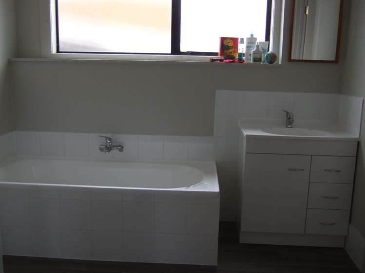 115 Glengarry Road Glen Eden_5