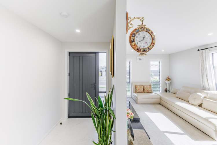 16 Probert Crescent Chartwell_3