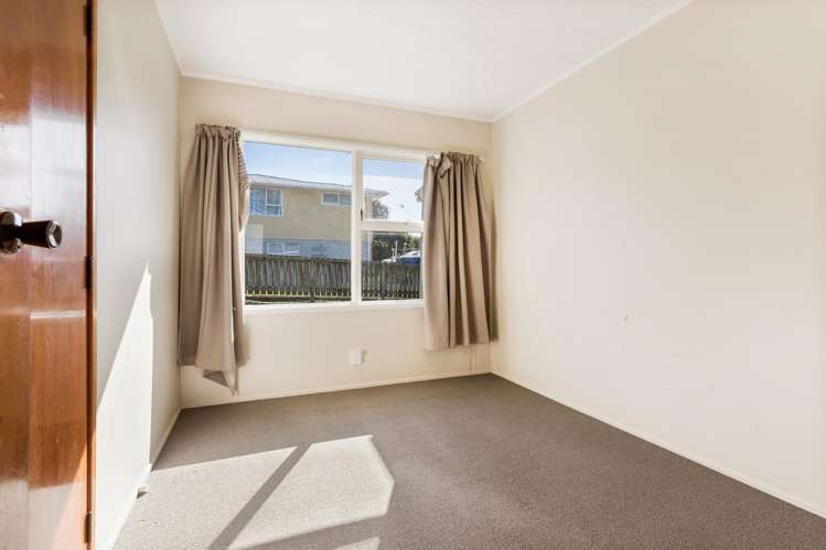 81 Crawford Avenue Mangere_11