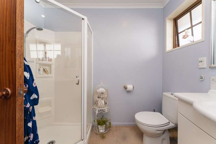 27 Selkirk Street Roslyn_23