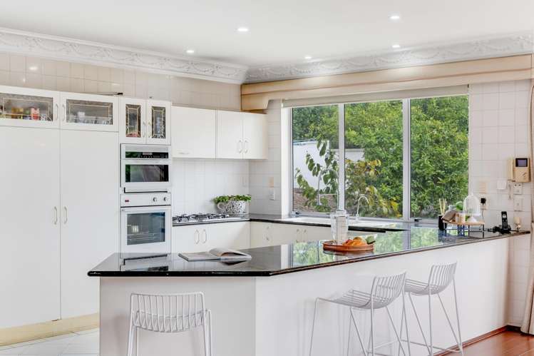 35 McCahill Views Botany Downs_16