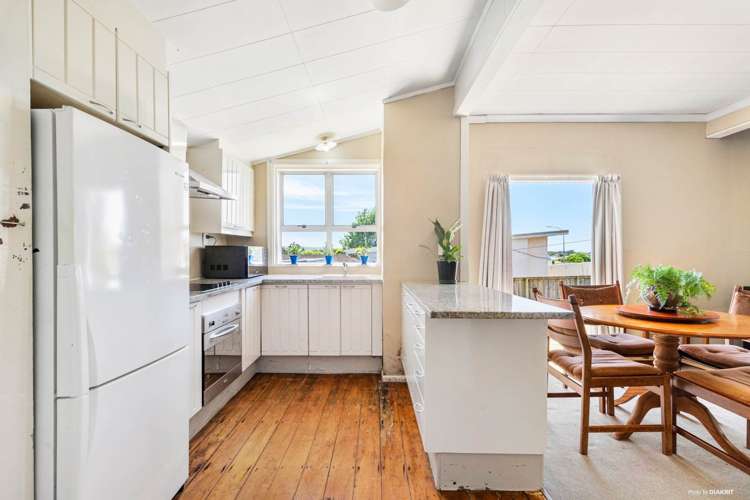 35 Victoria Avenue Waiuku_2