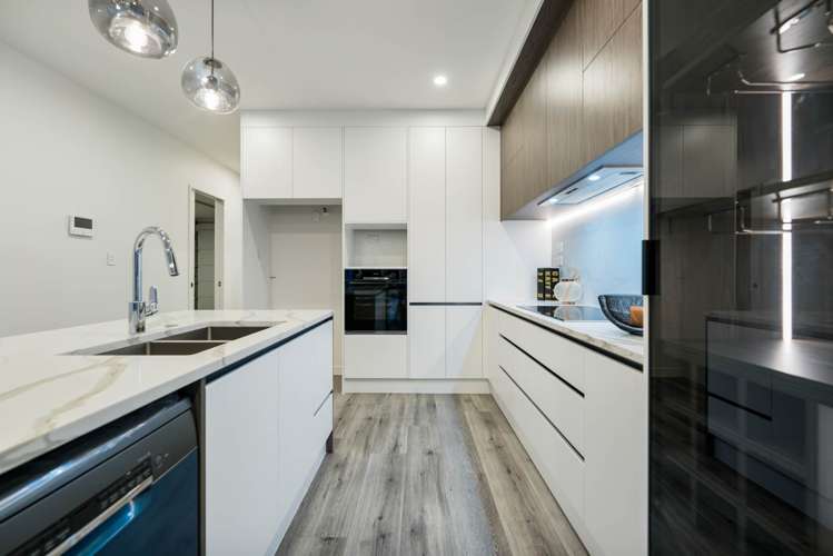 26 Christella Street Flat Bush_8