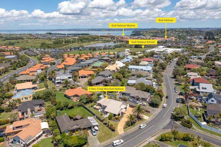 5 Alec Craig Way Gulf Harbour_30