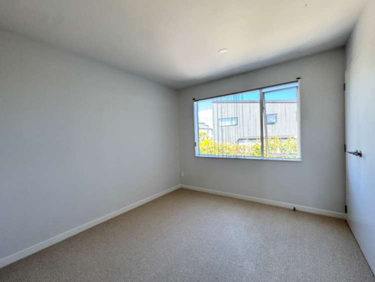 8 Lords Way Millwater_13