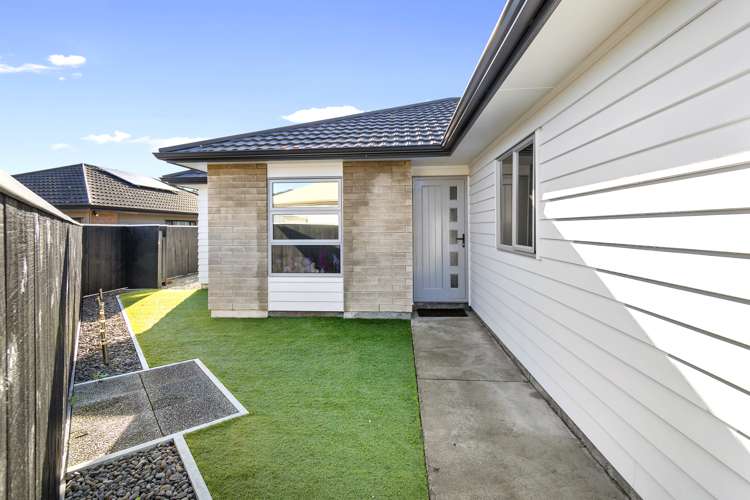 15 Speldhurst Grove Stokes Valley_20