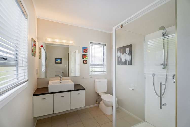 17 Morcom Drive Cooks Beach_13