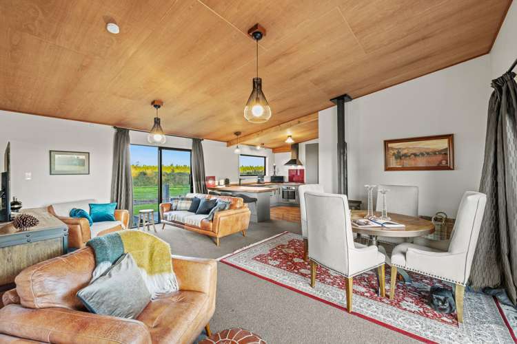 1591 Thongcaster Road Oxford_8