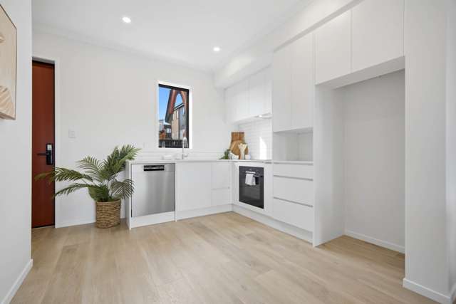 59 Cadness Street Northcote_4
