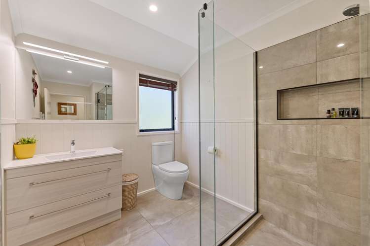 68 Parawera Drive Acacia Bay_14