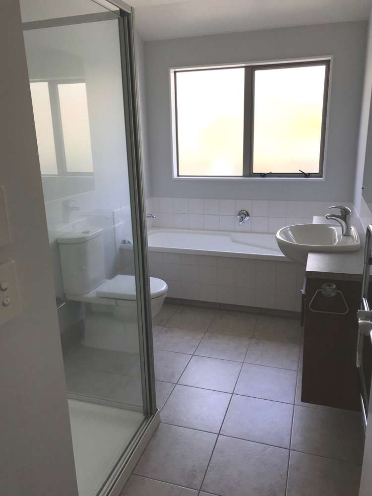 50 William Gamble Drive Greenhithe_13