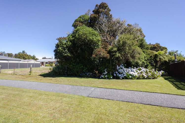 27 Alpine View Hokitika_8