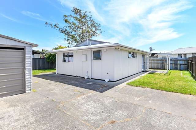 Flaxmere-2 bedrooms