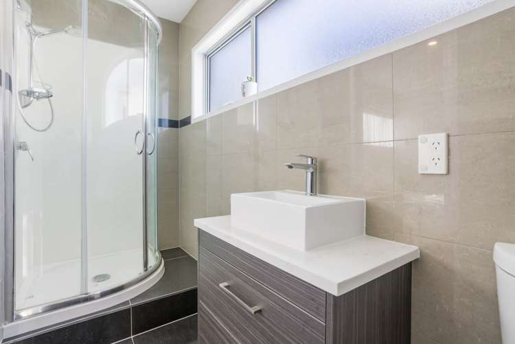 89 Queenstown Road Onehunga_13