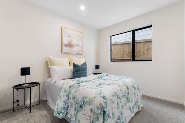 10A Helleur Road Massey_10